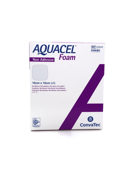 Aquacel Foam Medicazione Non Adesiva 15x15 cm 5 Pezzi