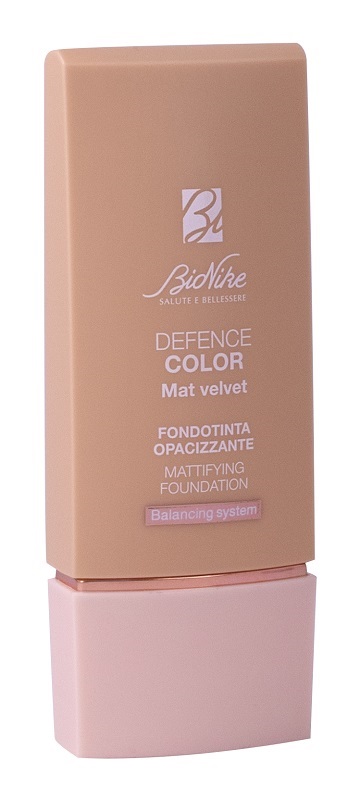 Bionike Defence Color Mat Velvet Fondotinta Opacizzante per Pelle Grassa Mista Sensibile Allergica Colore 01 Ivory, 30ml