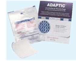 Adaptic Med Medicazione Sterile Non Aderente 7,6x2,3 cm 10 Pezzi — confronto prezzi