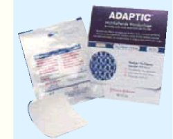 3M Adaptic Medicazione Non Aderente Sterile 7,6x7,6cm, 10 Pezzi